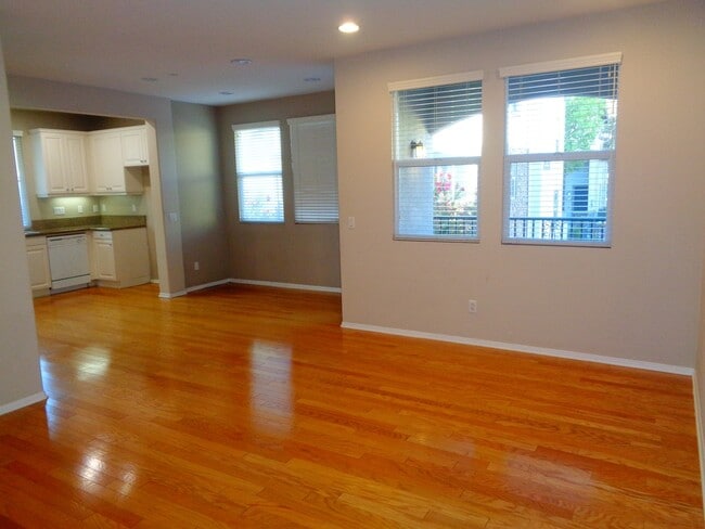 Foto del edificio - 3 Bed 3 Bath Condo for Rent at the Whittie...