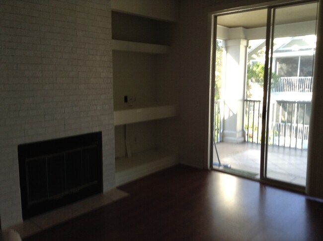 Foto del edificio - 13016 Plantation Park Cir