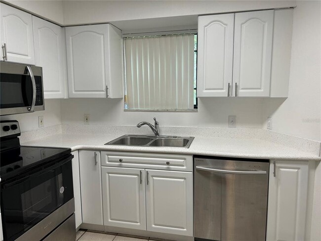 Foto del edificio - 1714 Foxhall Cir