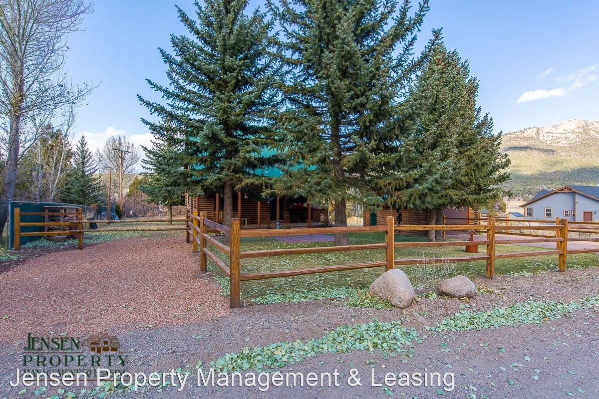 Primary Photo - 2 br, 1 bath House - 919 Mountain View Drive