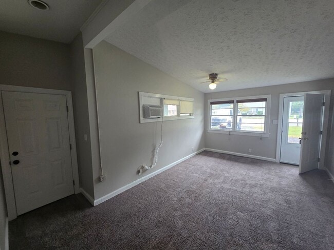 Building Photo - 2 BR DUPLEX IN PRINCE GEORGE COUNTY