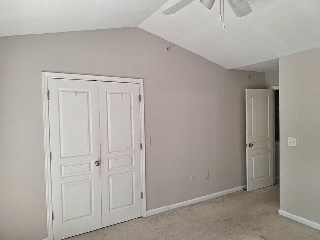 Foto del edificio - 490 S Barnett Shoals Rd