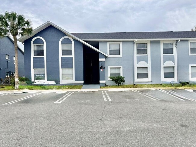 Building Photo - 4326 Pershing Pointe Pl