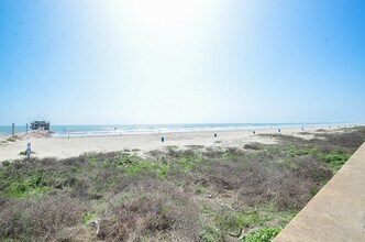 Building Photo - 6102 Seawall Blvd