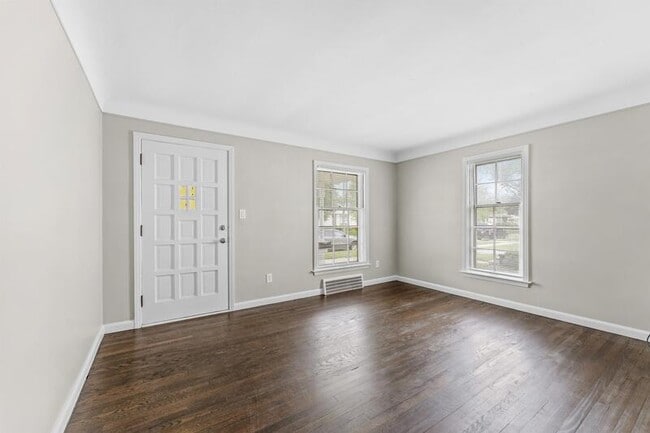 Building Photo - 7805 Hipp St