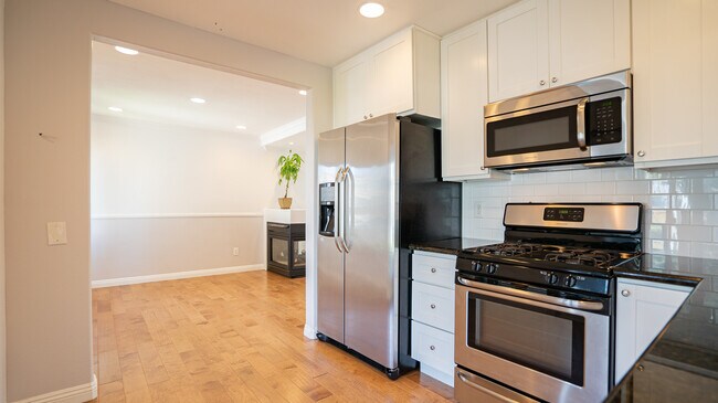 Building Photo - 16842 Pacific Coast Hwy