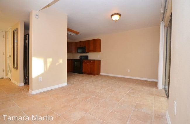 Building Photo - 3 br, 2.5 bath House - 7487 Canford Ct # 5