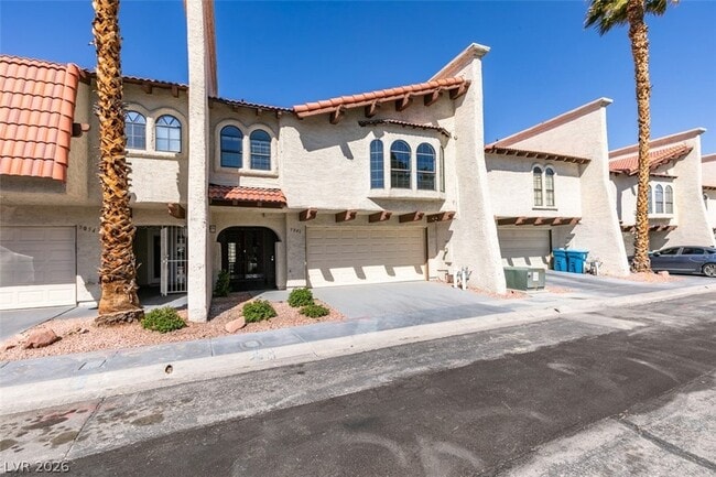 Building Photo - 5046 Schumann Dr