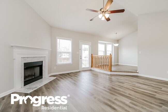 Building Photo - 944 S Philwood Ct