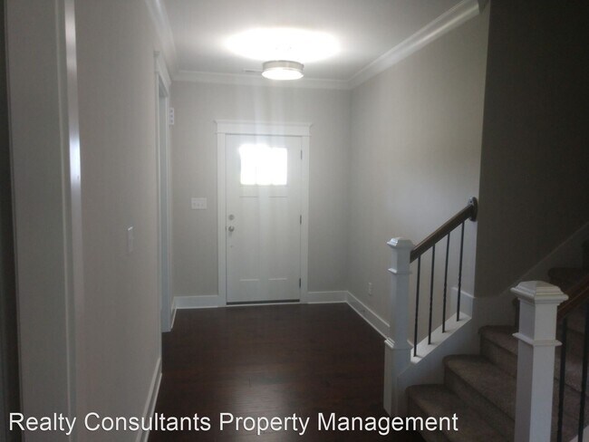 Building Photo - 7002 Westfield Village Cir
