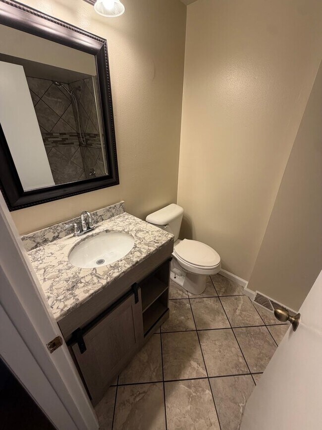 Foto del edificio - Beautifully renovated ranch home.