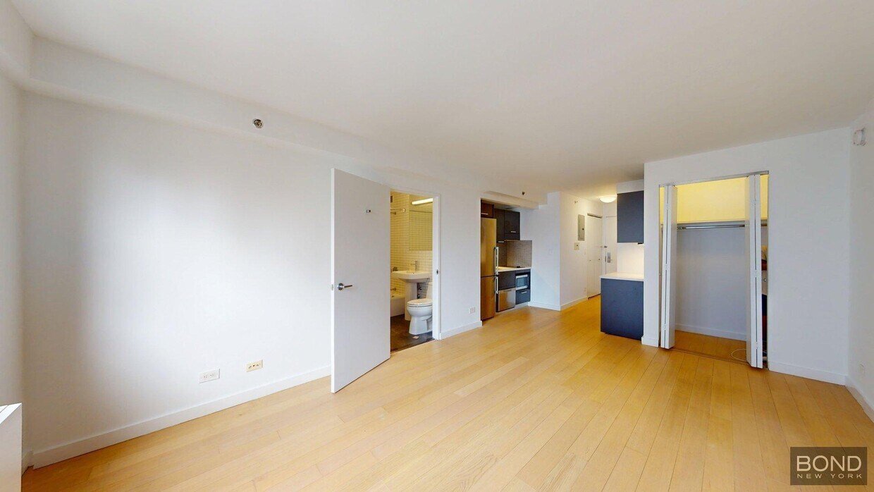 Foto principal - 222 E 39th St