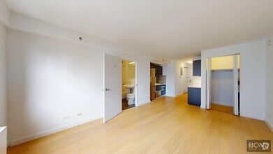 Building Photo - 222 E 39th St