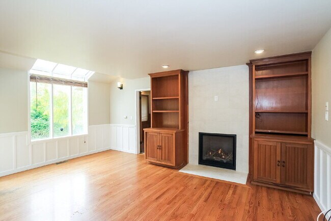 Photo - 18144 SE 42nd Pl House