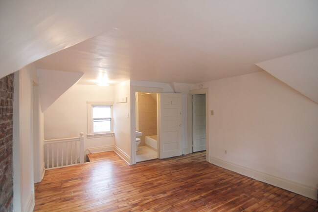 Building Photo - 303 West St