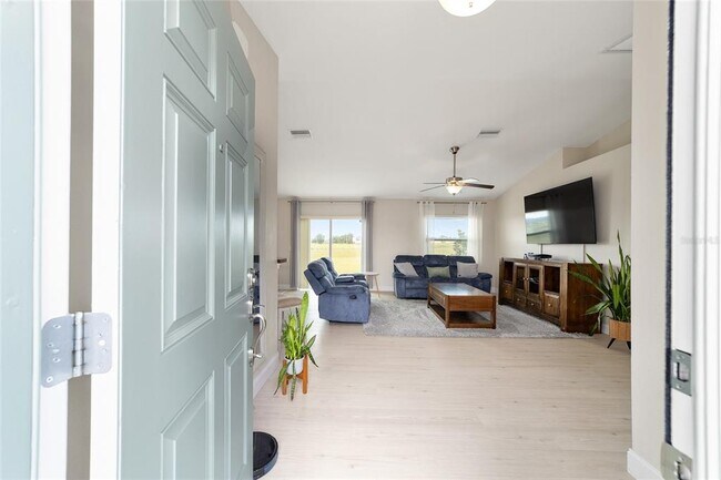 Foto del edificio - 5661 SW 97th Pl
