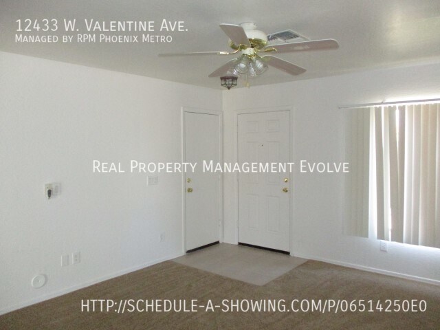 Building Photo - 12433 W Valentine Ave