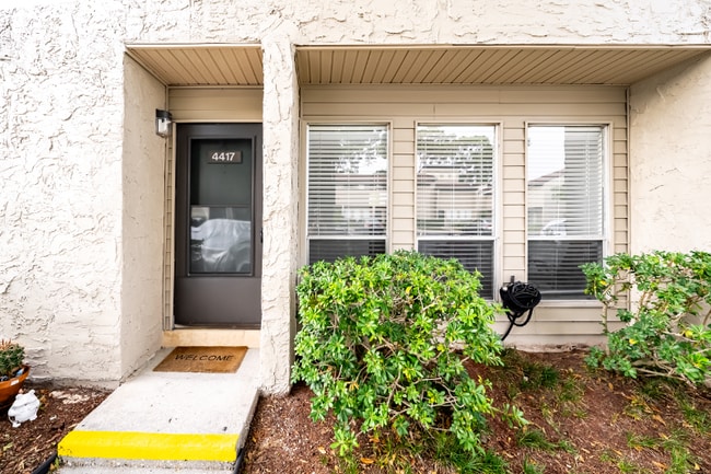 Building Photo - 4417 Rayfield Dr