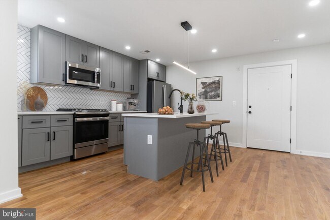 Building Photo - 2636 Belgrade St