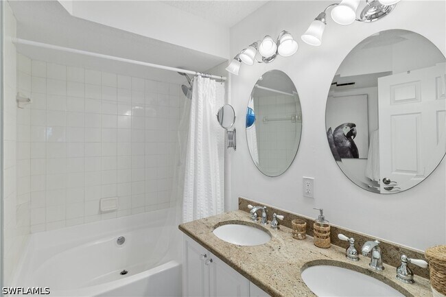 Foto del edificio - 1044 Woodshire Ln