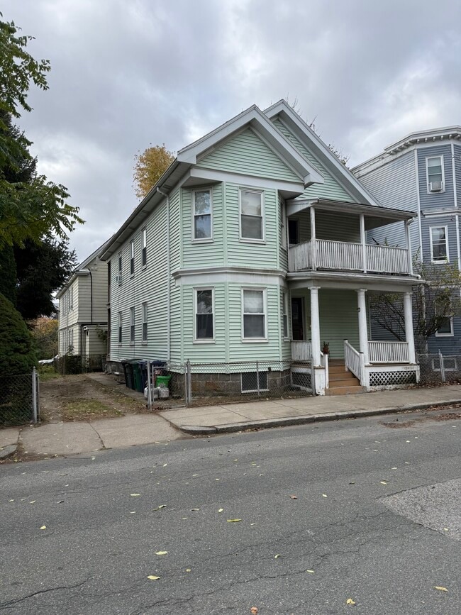 Building Photo - 49 St Margaret St