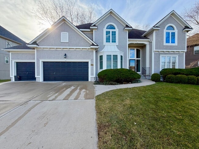 Foto del edificio - {9309} Well Maintained Two Story in Quiet Neighborhood + Harmony Elementary, Harmony Middle and B...