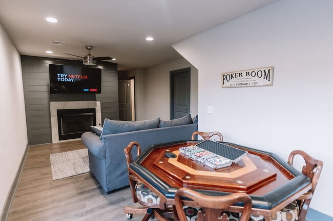 Building Photo - 2104 Almand Dr