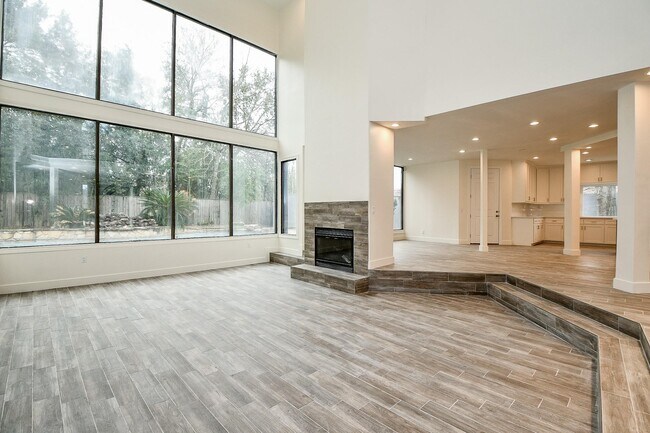 Foto del edificio - 8115 Fondren Lake Dr