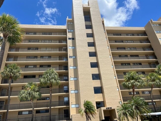 Foto del edificio - 2618 Cove Cay Dr