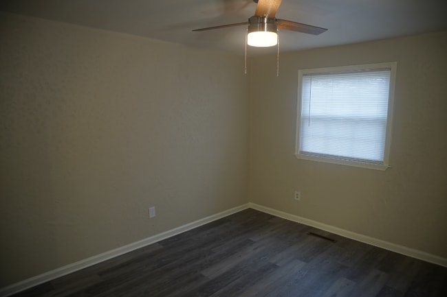 Building Photo - 5551 Force Rd