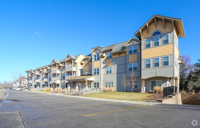 Building Photo - Brookfield Junction