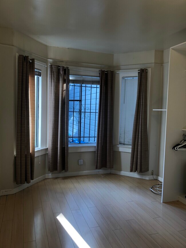 Foto del edificio - 2345 Clement St