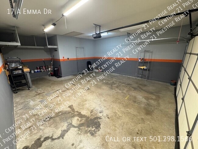 Foto del edificio - 17 Emma Dr