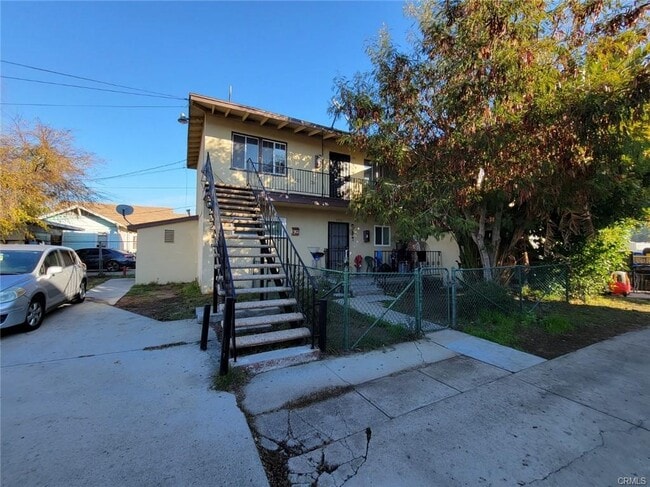 Building Photo - 751 S Towne Ave