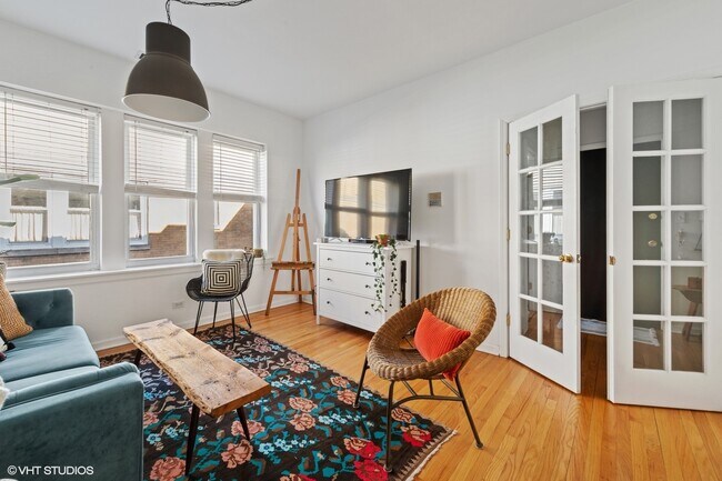 Foto del edificio - 3429 W Shakespeare Ave