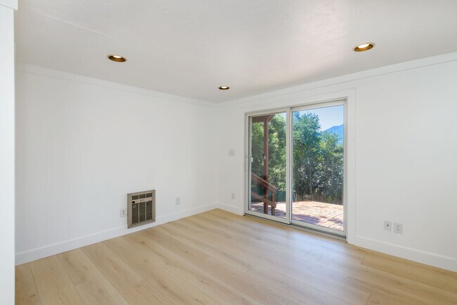 Foto del edificio - 161 Sacramento Ave