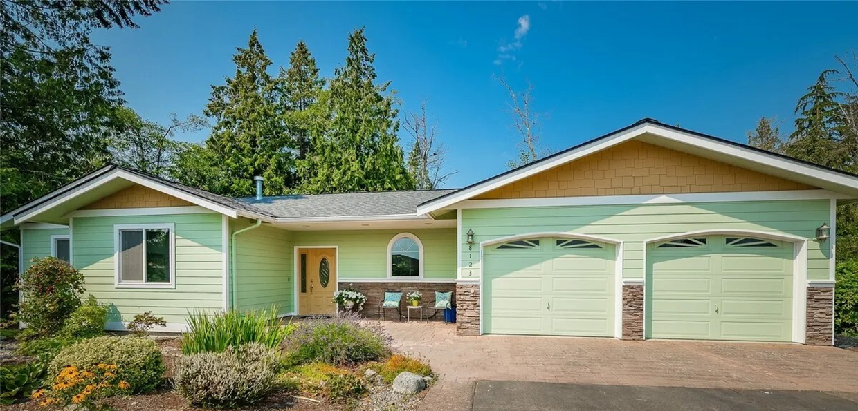 Foto principal - A Beautiful 3-bedroom 2 bath Birch Bay Vil...