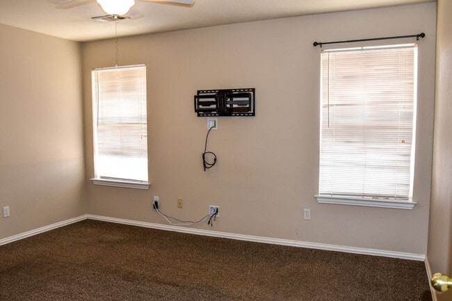Foto del edificio - 2 Bed 2 Bath, Bridgeport TX