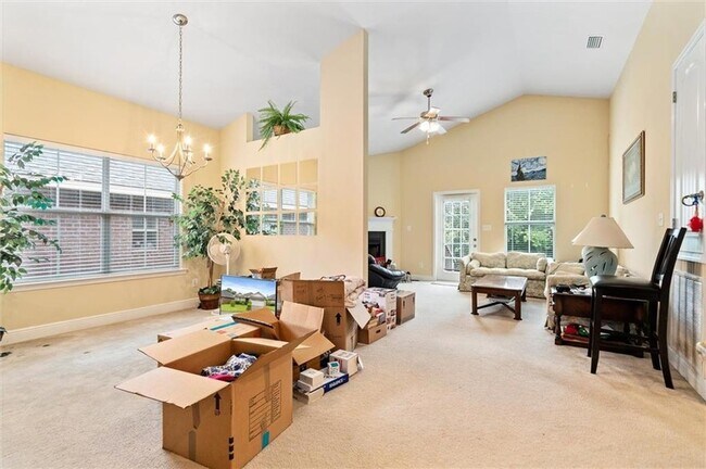 Foto del edificio - 2520 Bluebeard Ln