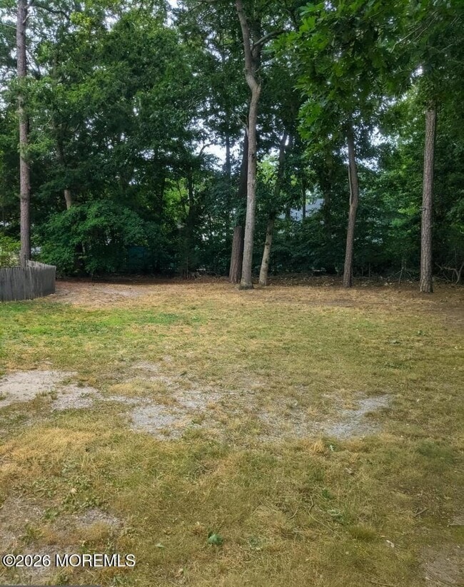 Building Photo - 42-44 Winged Foot Ln