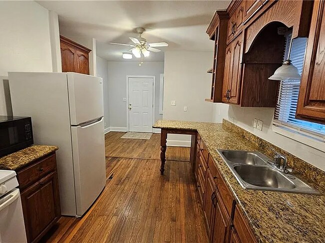 Foto del edificio - 1215 N 15th St