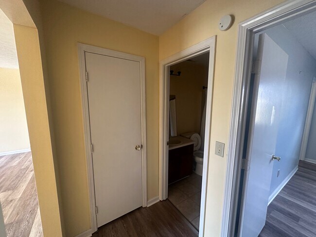 Foto del edificio - 1012 Windview Pl