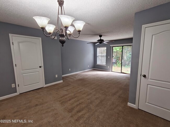 Building Photo - 7764 Playschool Ln