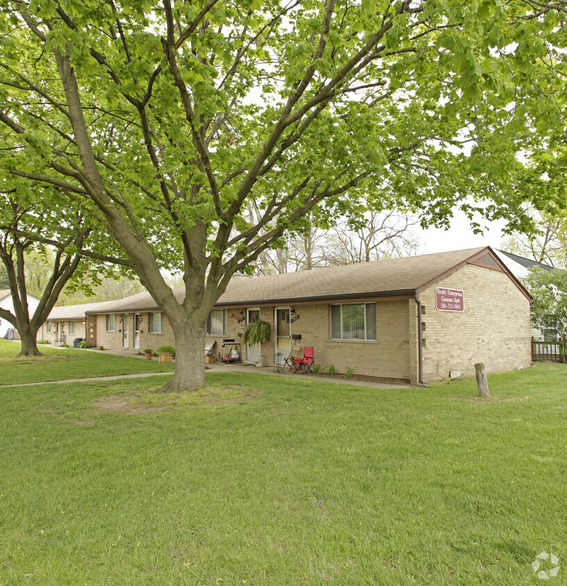 Primary Photo - Realty Enterprises Genesee