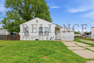 Building Photo - 1718 Walker W St