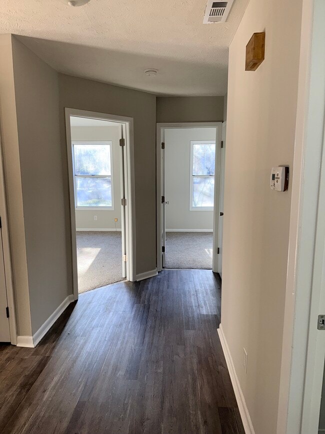 Building Photo - Willowbrook