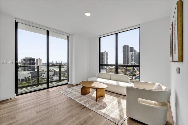 Foto del edificio - 1642 NE 1st Ave