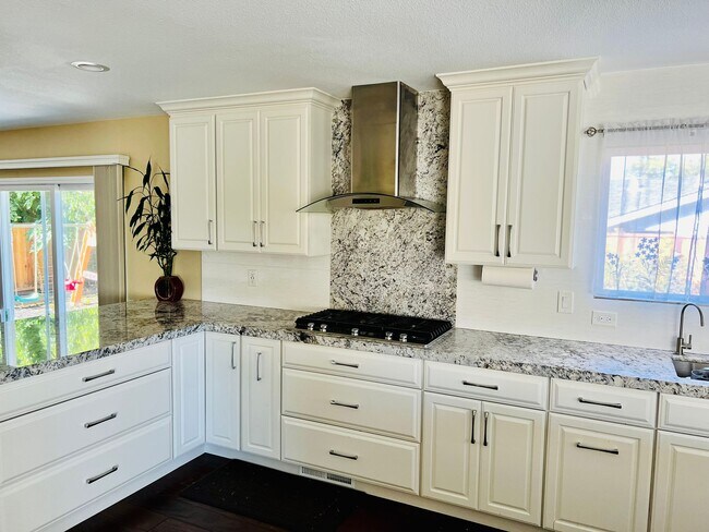 Foto del edificio - 5319 Westbury Ct