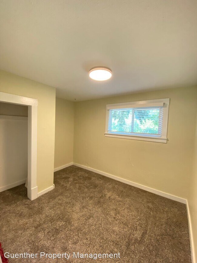 Building Photo - 2 br, 1 bath House - 2225 W 10th Ave