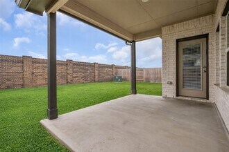 Building Photo - 19419 Valletta Green Dr